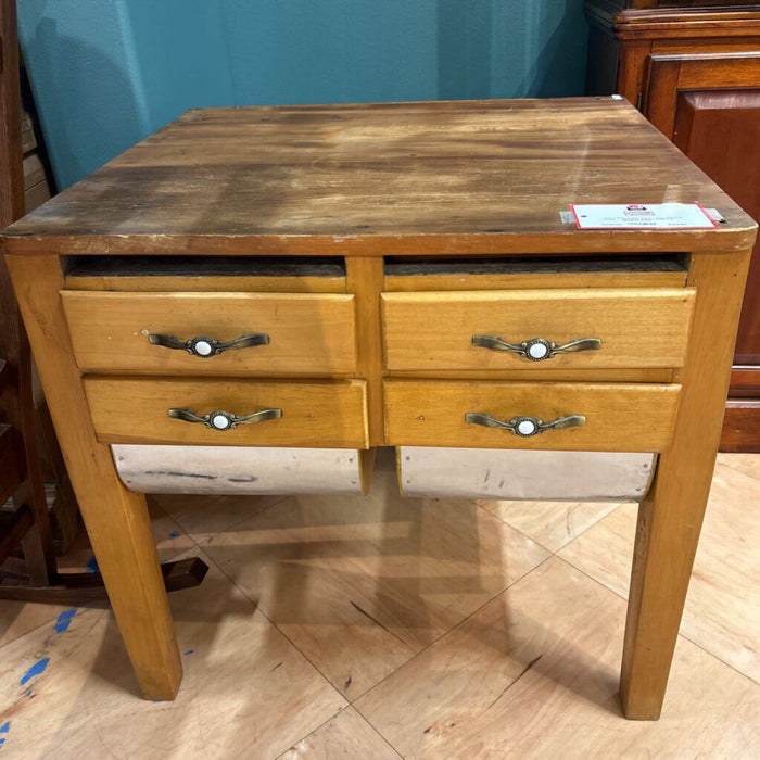 Bakers Table + 2 Drawers (LCK)