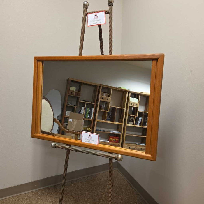 Oak Frame Wall Mirror (LH)