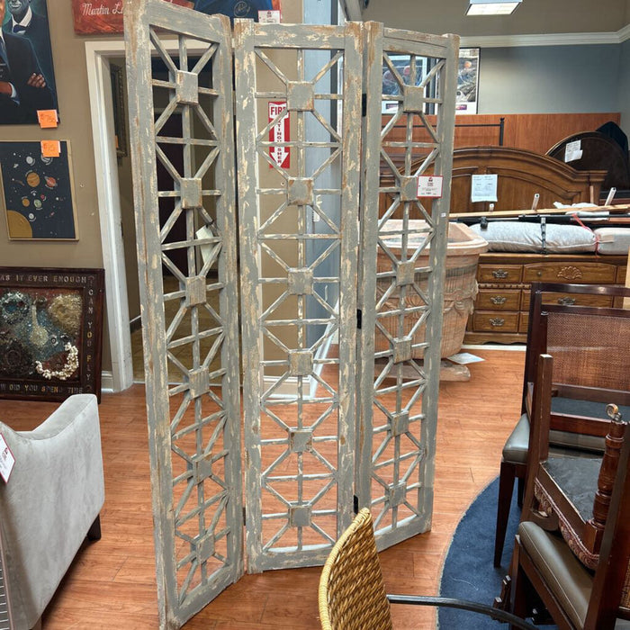 Distressed Panel Screens (BAH)