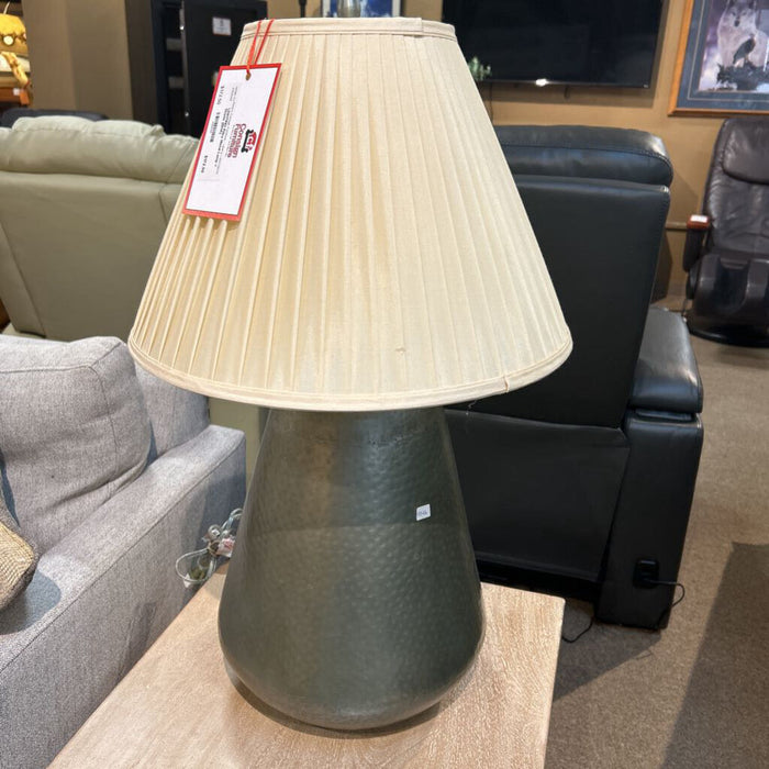 Riley Metal Lamp + Shade (BHA)