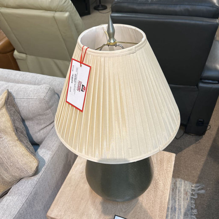 Riley Metal Lamp + Shade (BHA)