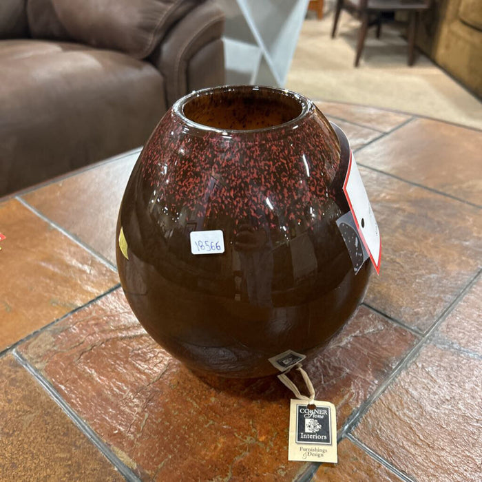 Small Brown Vase (BA)