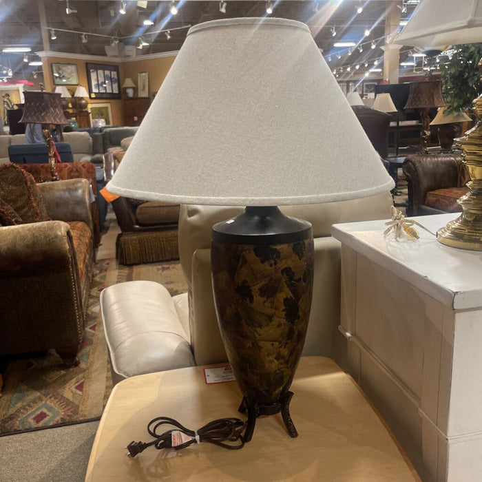 Black Table Lamp + Triangular Pattern (LS)