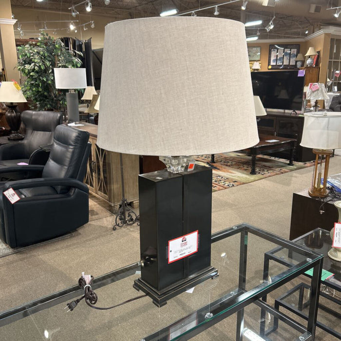 Metal Modern Table Lamp (AT)