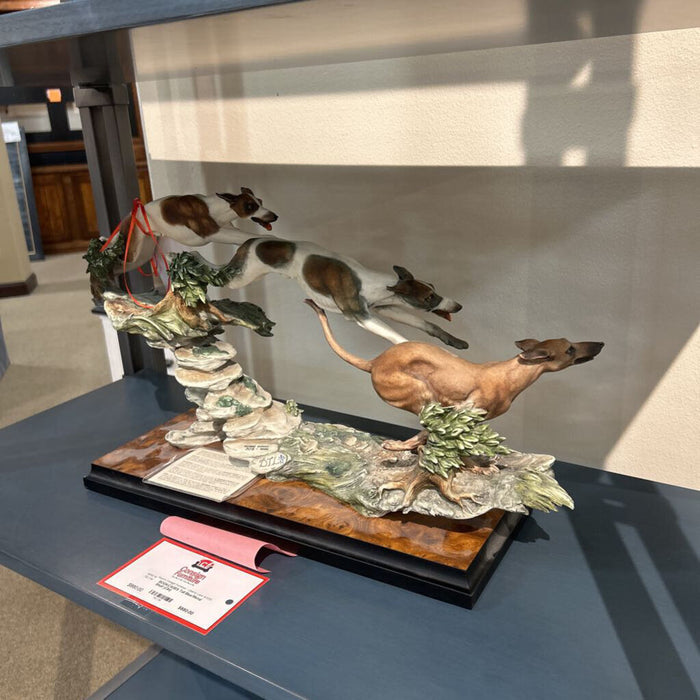 Grey Hound Bust (LSH)