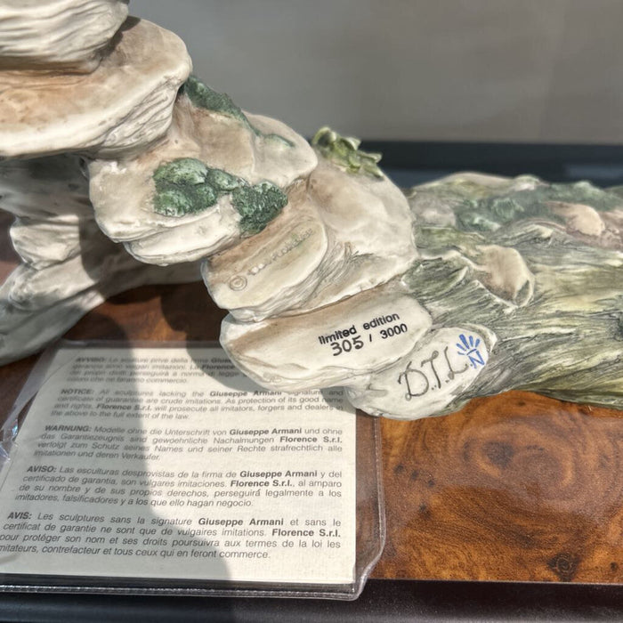 Grey Hound Bust (LSH)