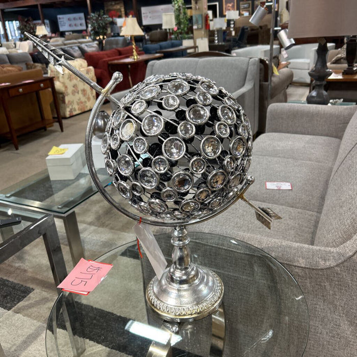 Arrow Through Globe Decor (AT)