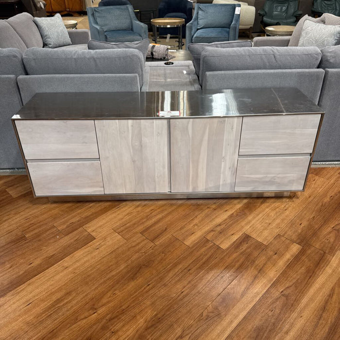 Chrome Base Credenza With White Doors (BLLK)