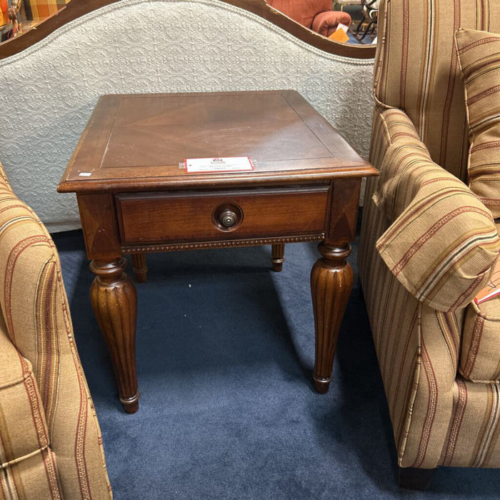 DW 1 Drawer End Table (SK)