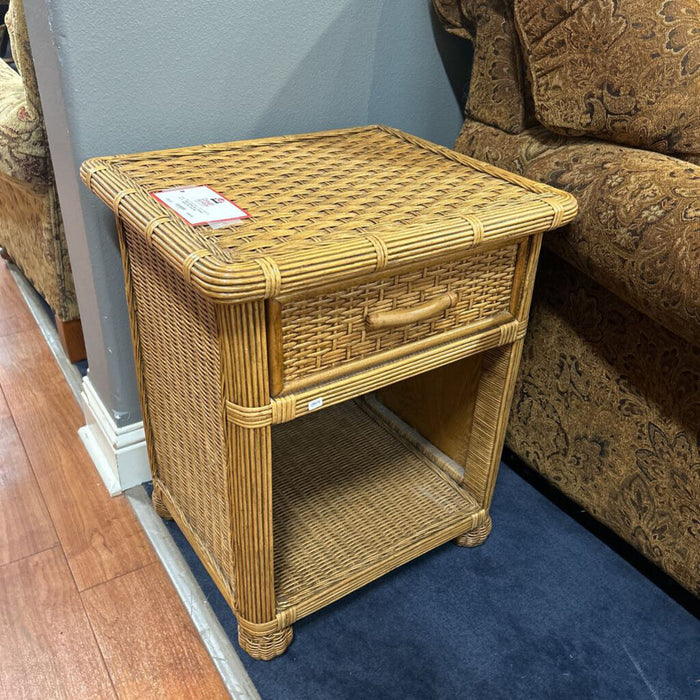 1 Drawer Wicker End Table (SK)