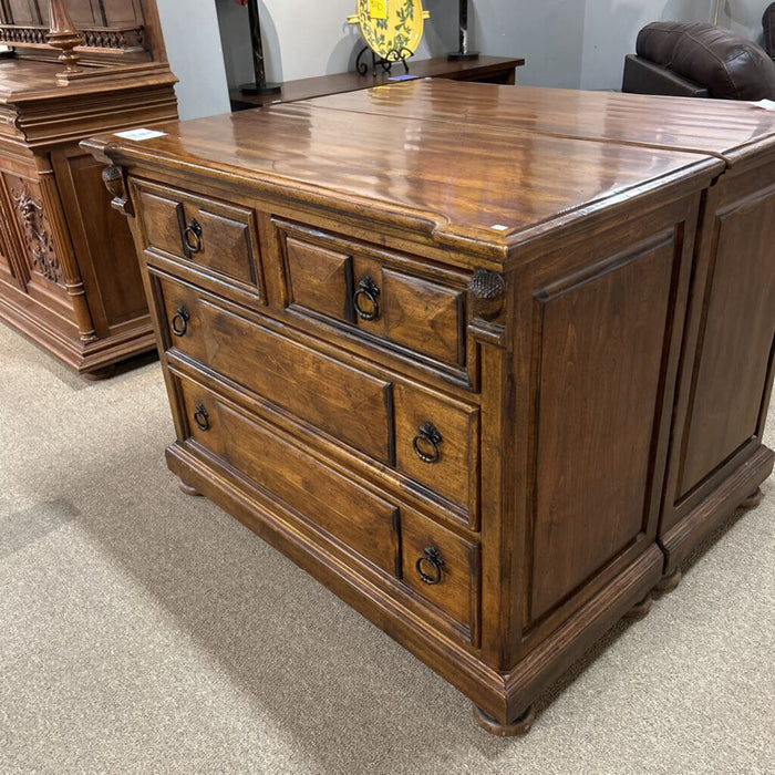 DW Accent 4 Drawer Chest (SAK)