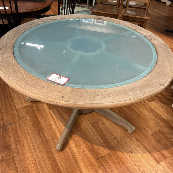 Round Table + Glass Center (LSH)