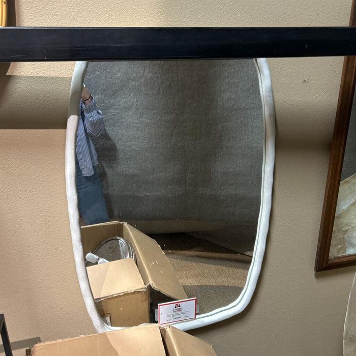 White Wall Mirror (KL)