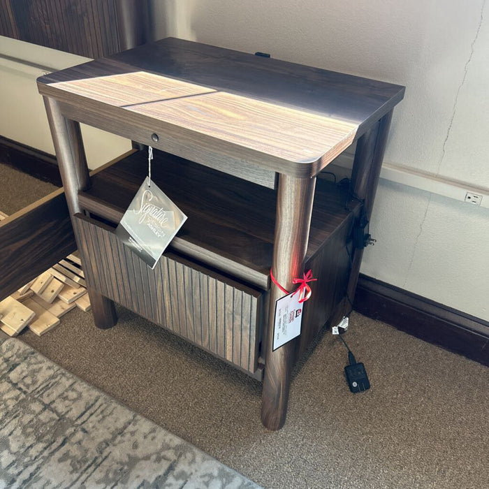 Pamytta 2 Tier Nightstand (AMC) (B2614)