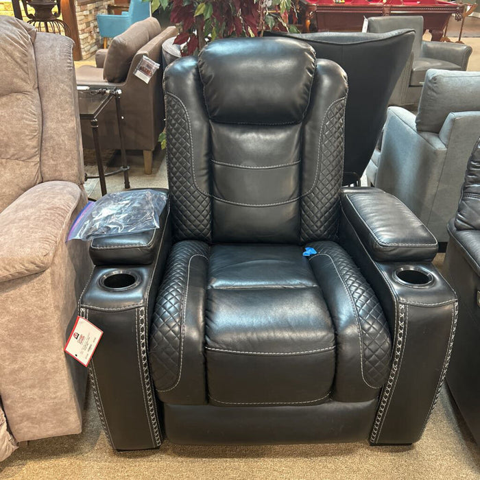 Black Leather Recliner (AMK)