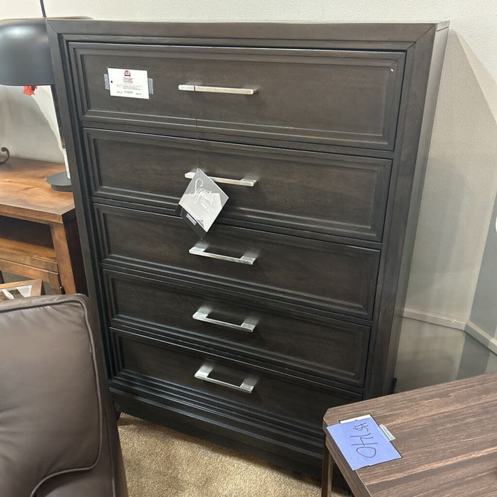 Neymorton 5 Drawer Dresser (B618-46) (SIH)