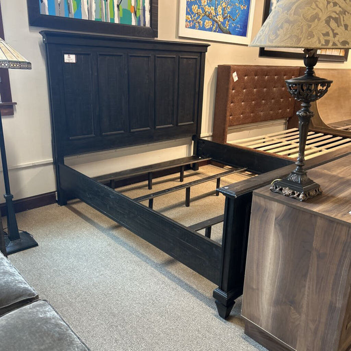 DW King Bed Frame (SAK)