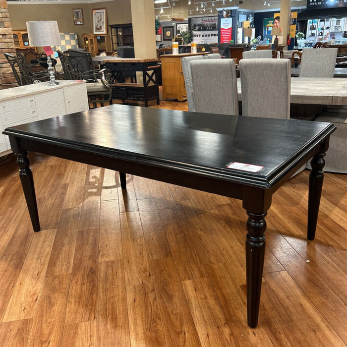 DW Dining Table (ALK)