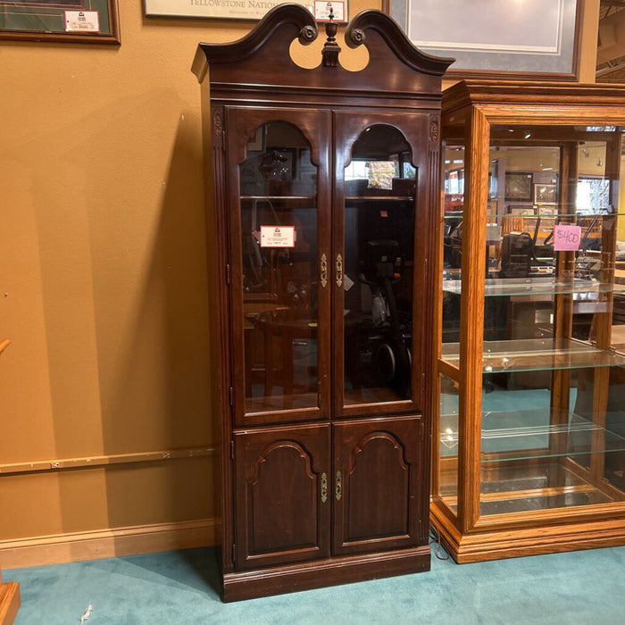 2 Door DW Curio Cabinet (BAH)