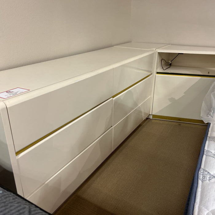 Queen Bedframe+2 Side Tables/Nightstand (SK)