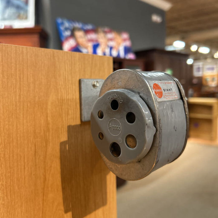 2pc Desk+Pencil Sharpener(TI)