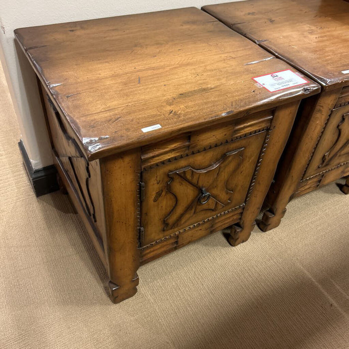 Elliswood Handcarved End Table (BTK)