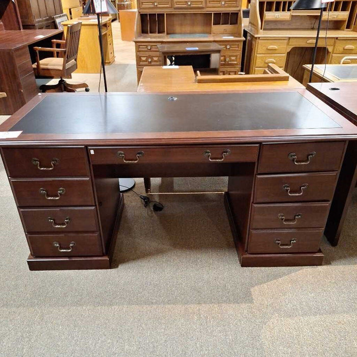 DW 6 Drawer Desk (ABI)