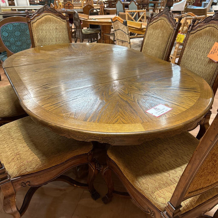 Oak Dining Table (BAK)