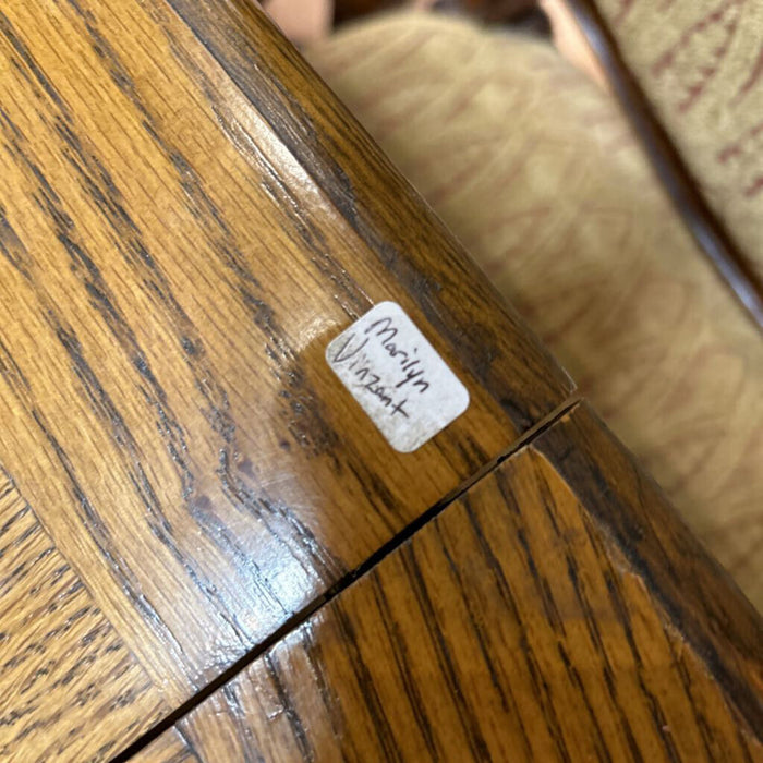 Oak Dining Table (BAK)