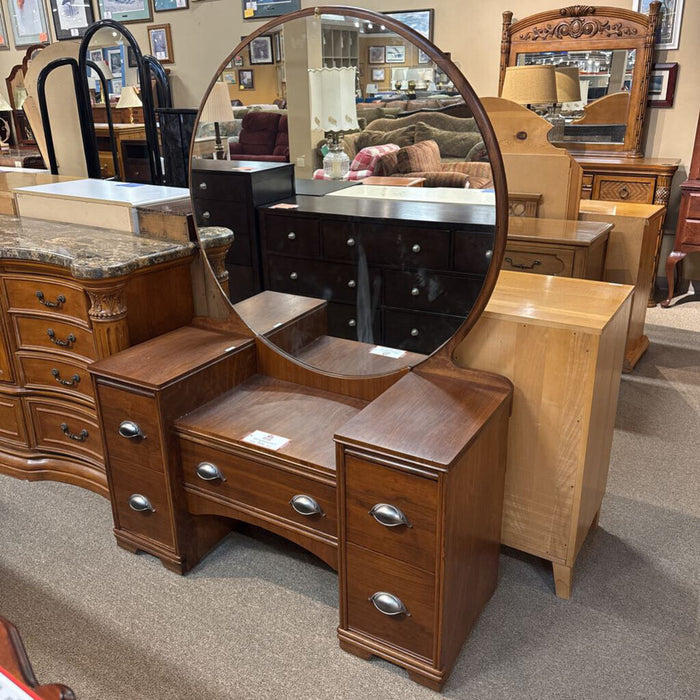 DW Vanity + Mirror (BAI)