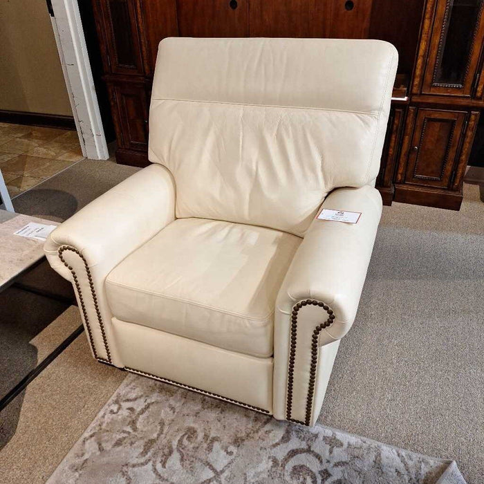 Tan Omnia Recliner (BAHH)