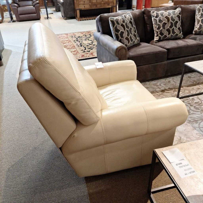 Tan Omnia Recliner (BAHH)