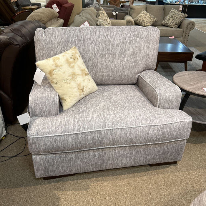 Mercado Oversized Grey Chair (8460423) (MMK)