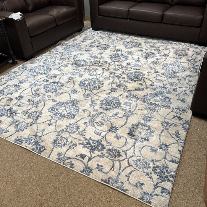 Henley 7 x 10 White + Blue Rug (LCK)