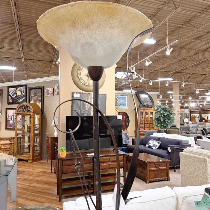 Metal Ornate Floor Lamp (BHA)