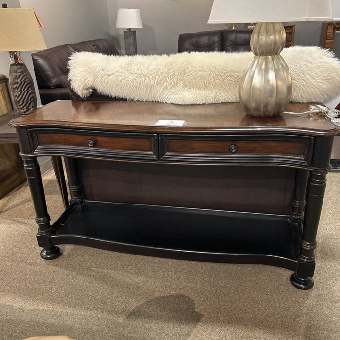 DW + Black 2 Tier Sofa Table (LAI)