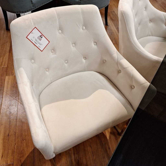 Set of 6 Tufted White w/ Gold Base Dining Chairs (SLH)