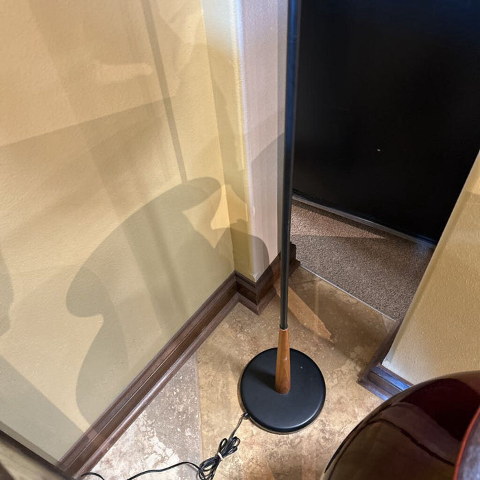 Black Metal+Brown Wood Floor Lamp(KL)