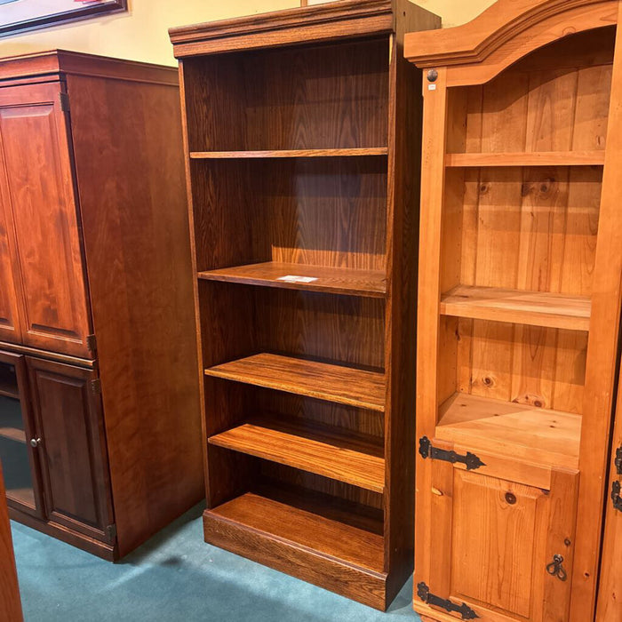 DW Bookcase + Shelves (BAH)