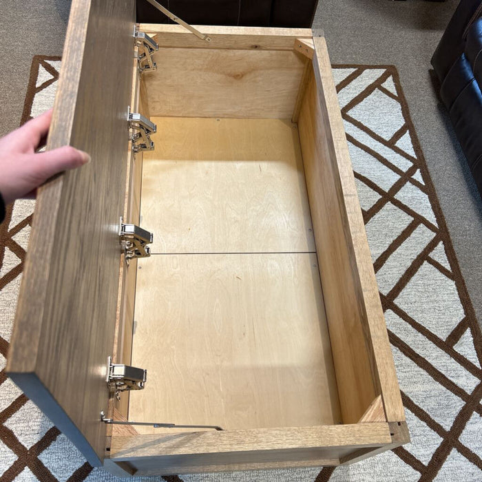 Trunk Style Coffee Table (LSH)