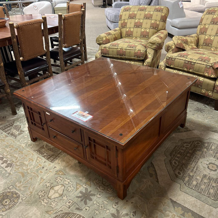 Lexington Coffee Table (ATH)