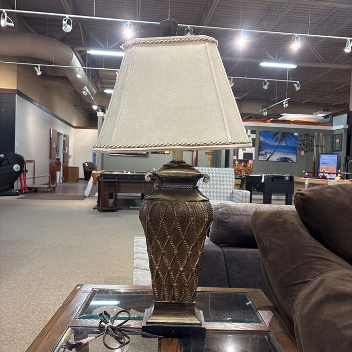 Woven Design Brown Table Lamp (LS)