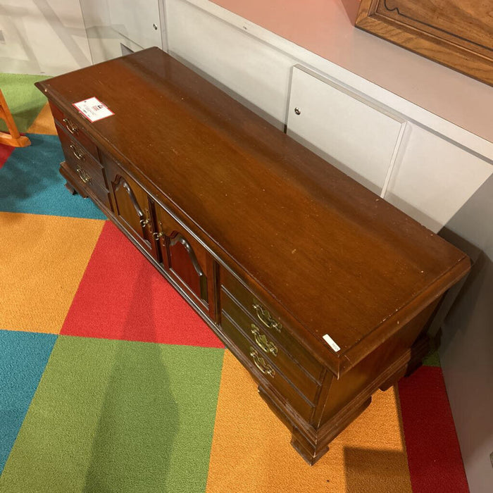 DW Chest + Brass Accents (SK)