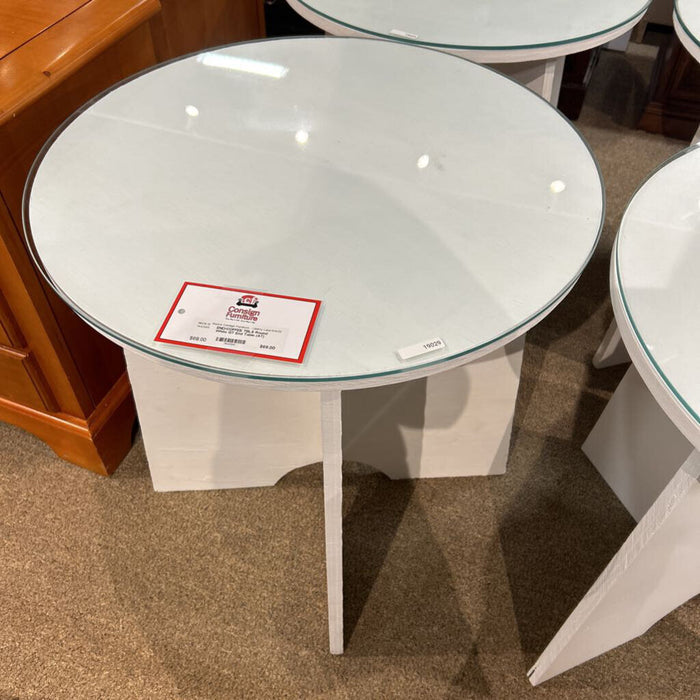 Round White GT End Table (AT)
