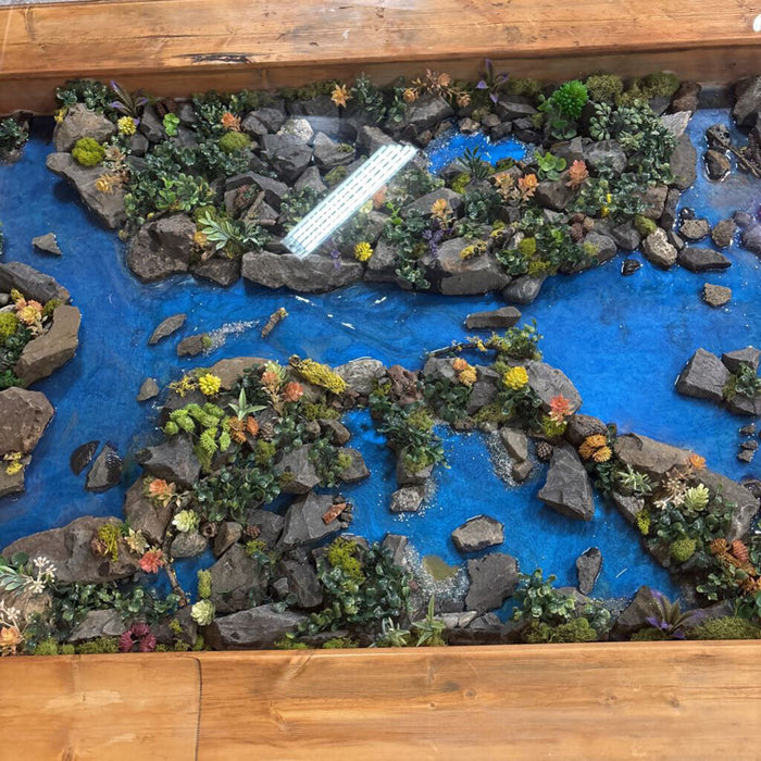 River Scene Pine Wood Table (BLMH)