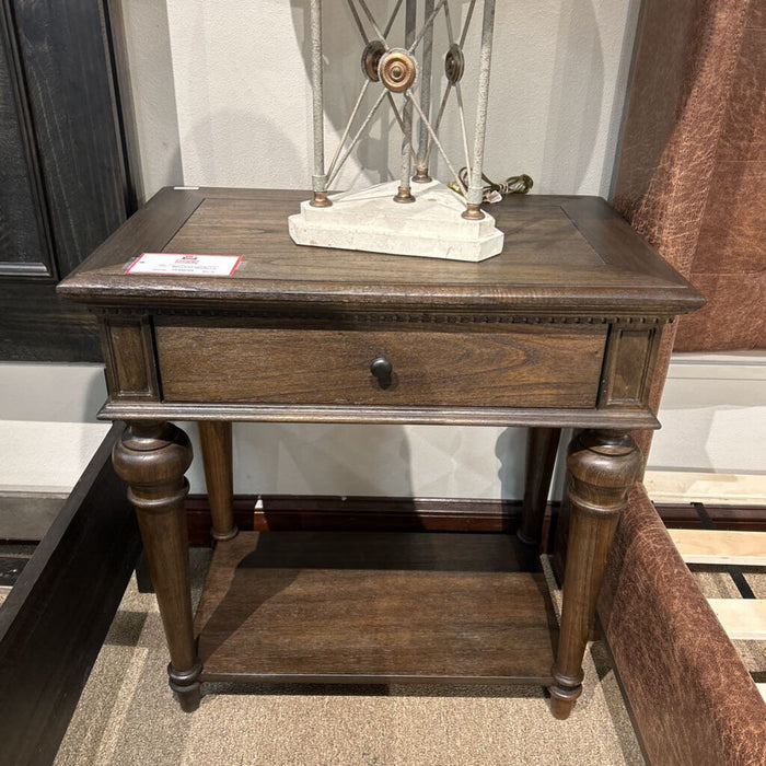 DW 2 Tier Hekman Brown Nightstand (LSI)