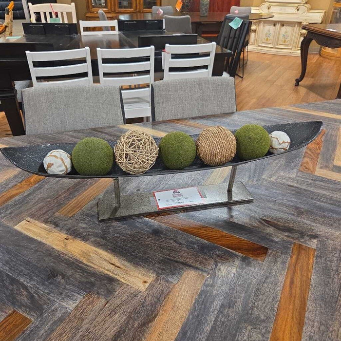 Small Table Boat Decor (LS)