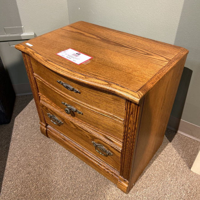 Oak Carved 2 Door Nightstand (KL)