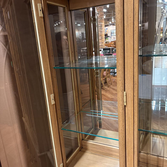 2PC Blonde Fluted Hutch (SKH)