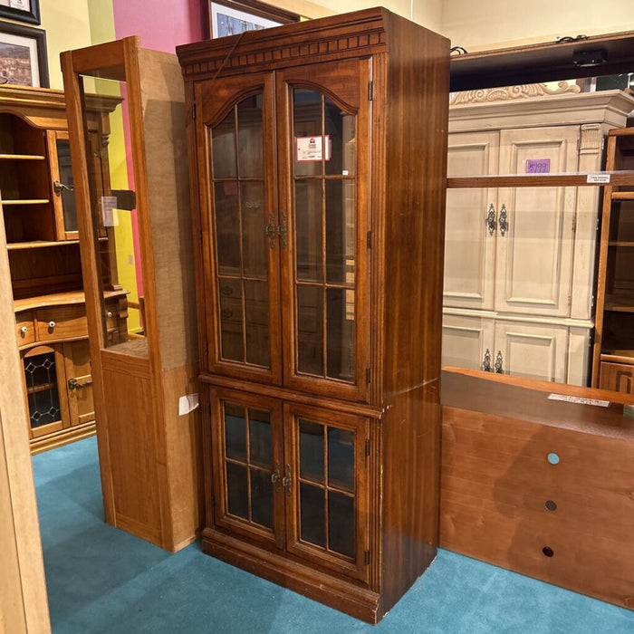 DW Display Cabinet (BAH)